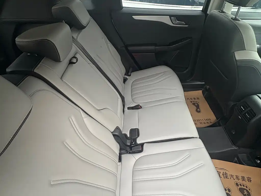 Ford Escape — миниатюра 11