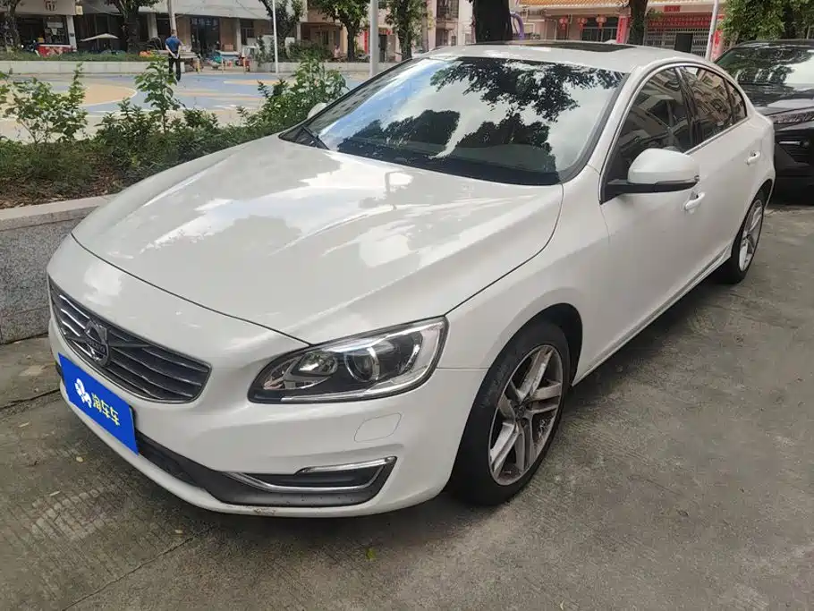 Volvo S60