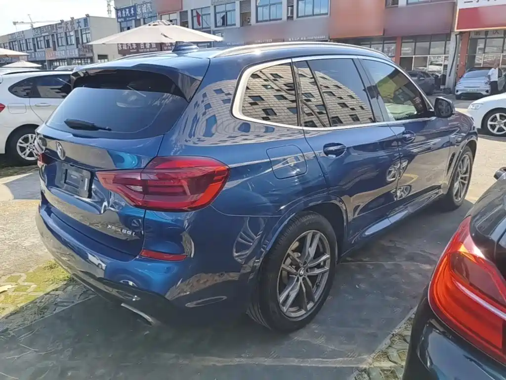 BMW X3 — миниатюра 7