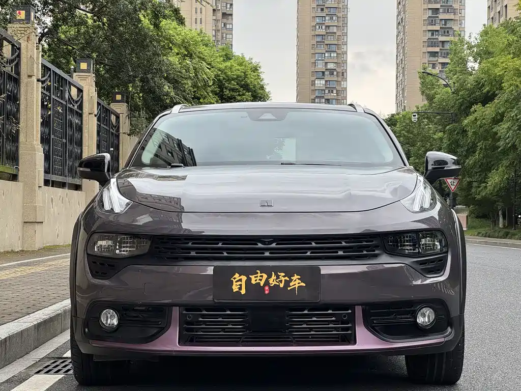 Lynk & Co 02 — миниатюра 2