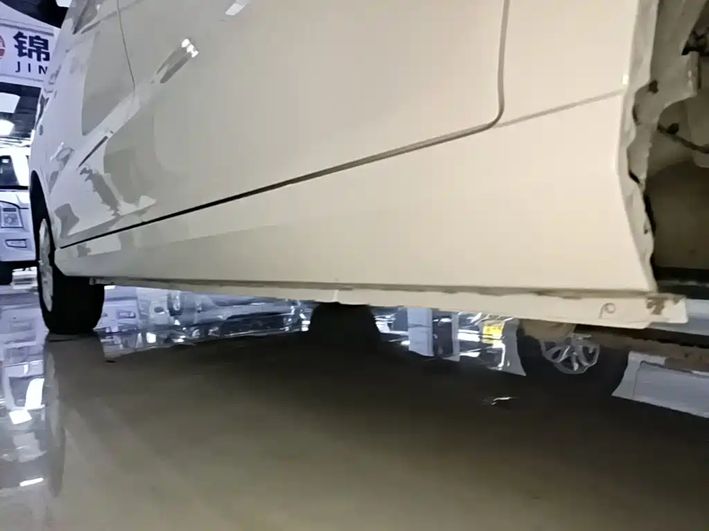 Wuling Hongguang — миниатюра 22