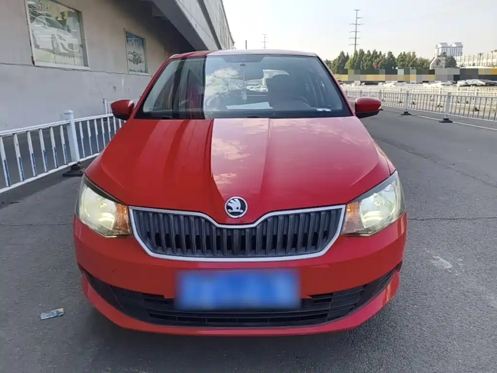 Skoda Fabia — миниатюра 3