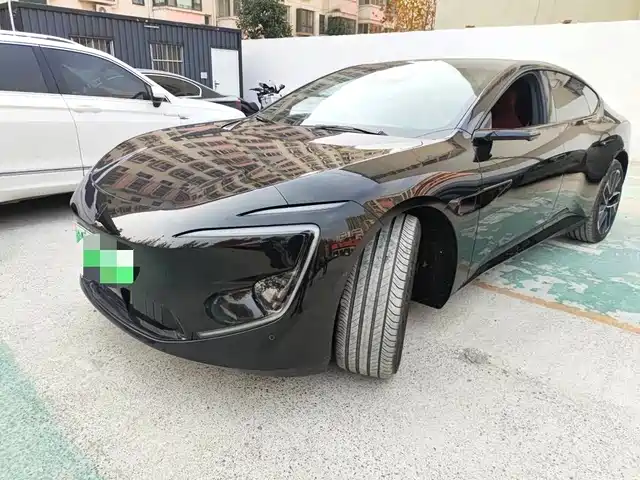 2025 Avatr 12