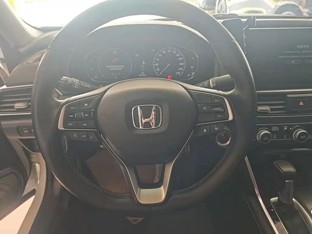 Honda Accord — миниатюра 11