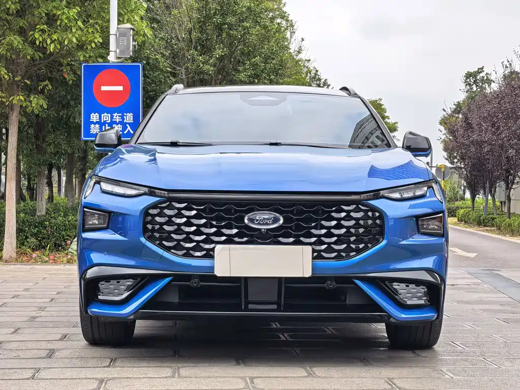 Ford Evos — миниатюра 2