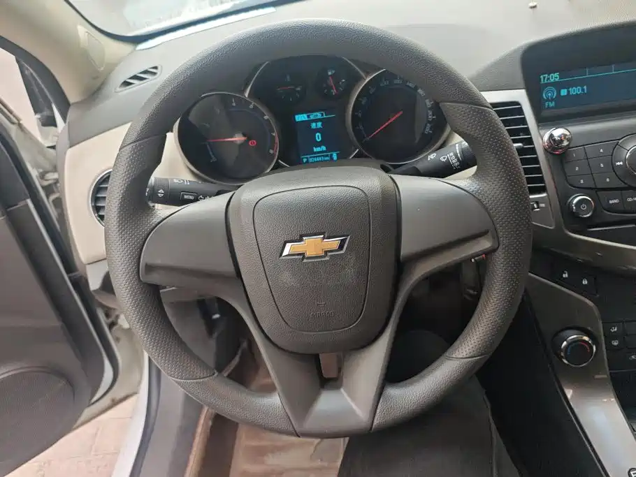 Chevrolet Cruze — миниатюра 15