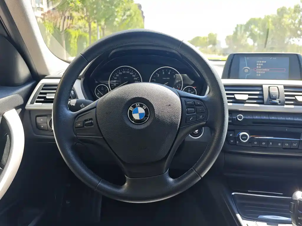 BMW 3 Series — миниатюра 22
