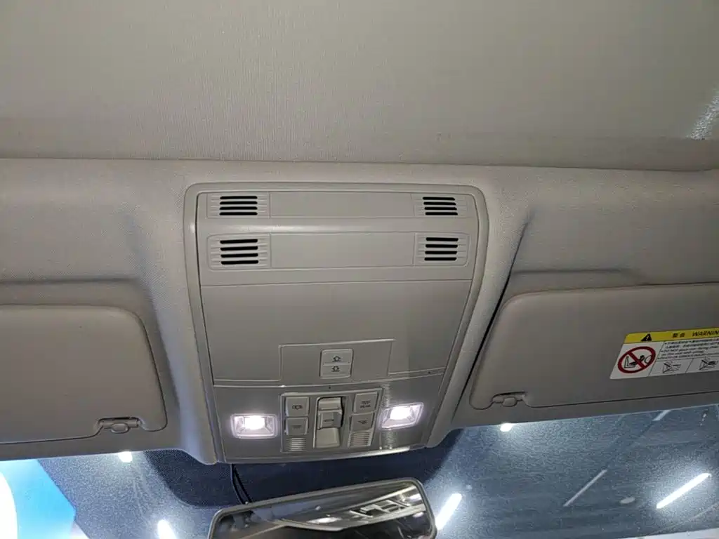 Volkswagen Sagitar — миниатюра 18