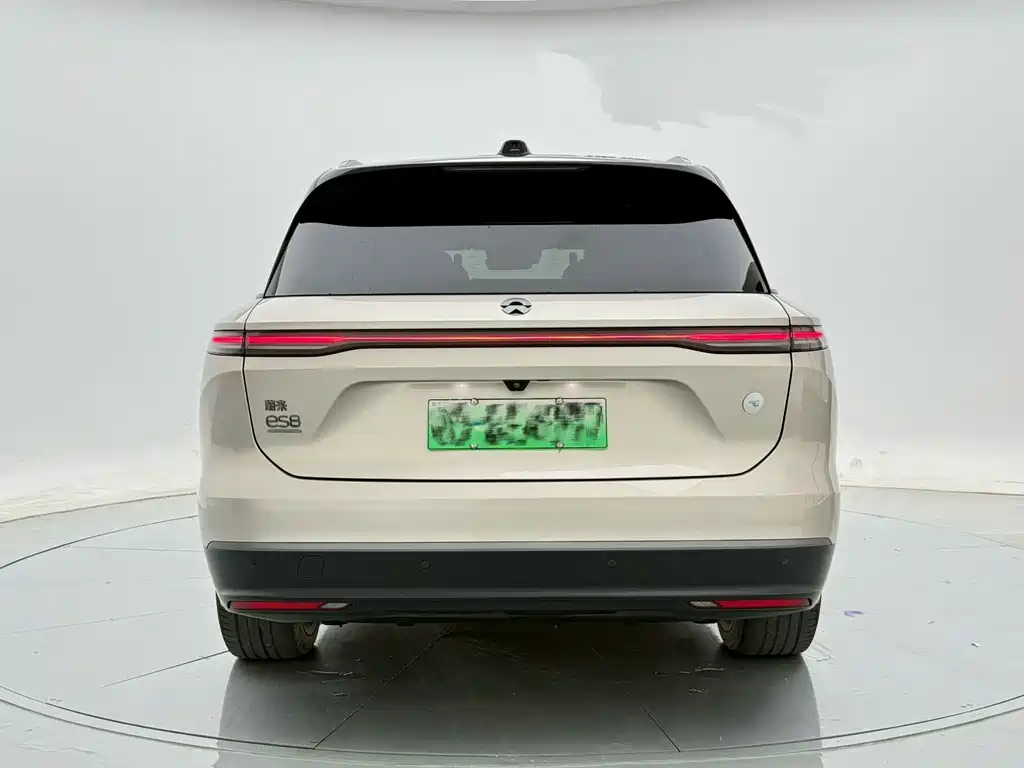 NIO ES8 2023 100kWh