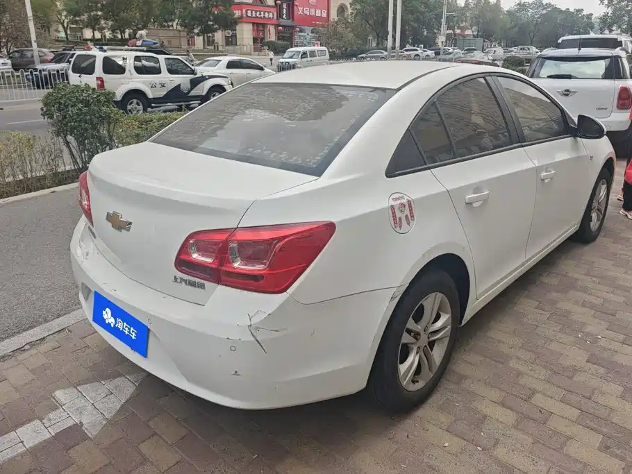 Chevrolet Cruze — миниатюра 3