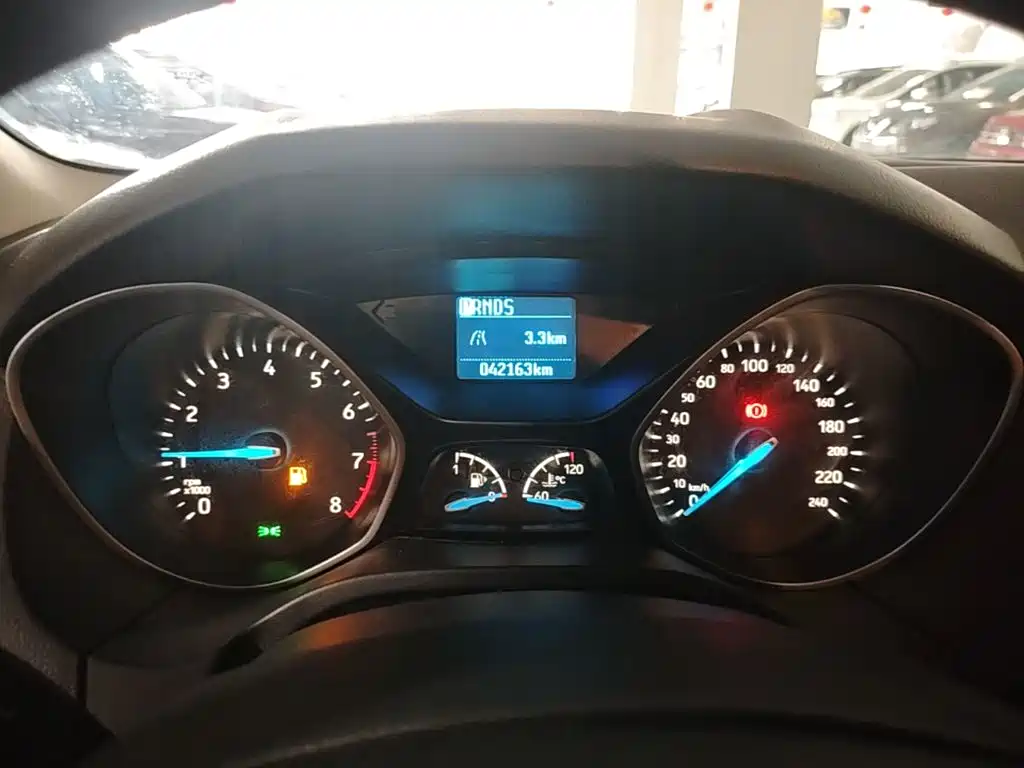 Ford Focus — миниатюра 12