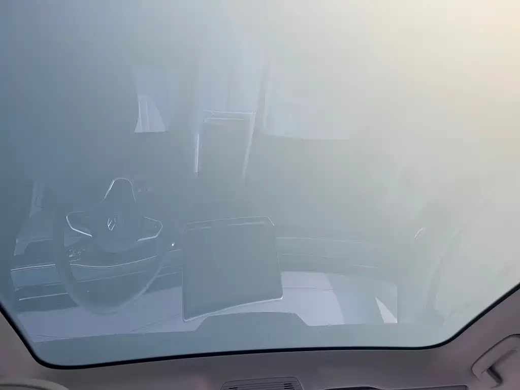 VOLKSWAGEN ID.7 VIZZION