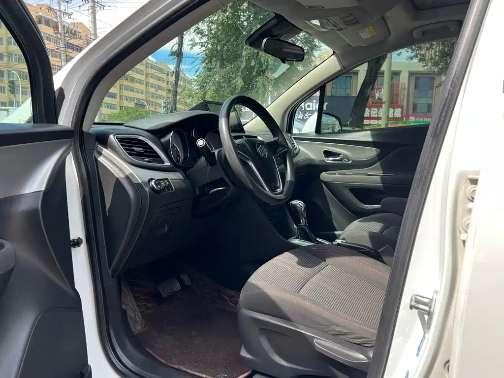 Buick Encore — миниатюра 9