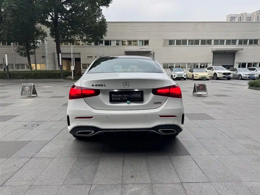 MERCEDES-BENZ A CLASS