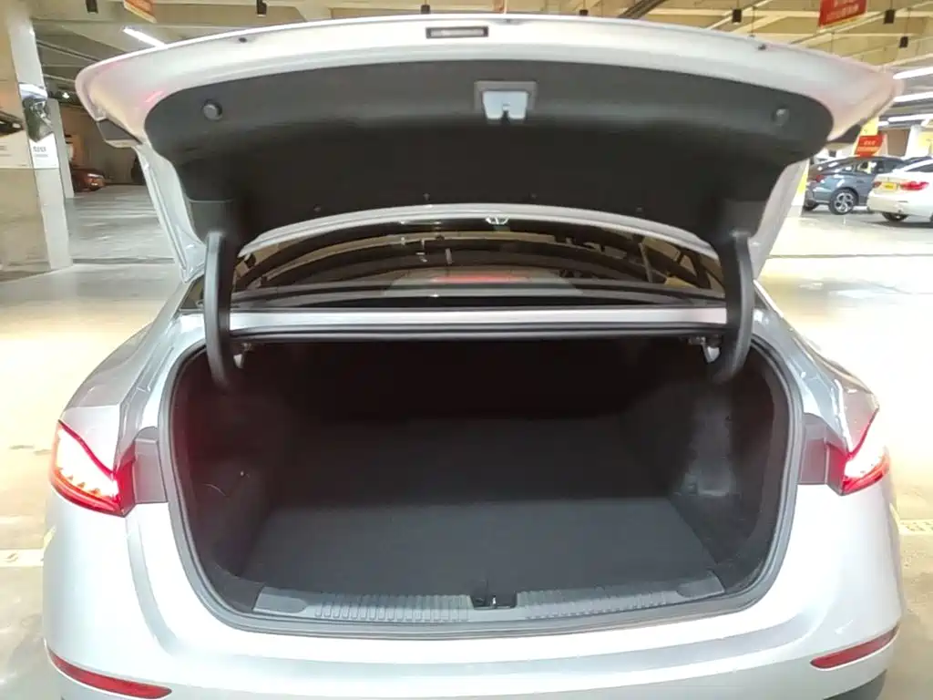 Roewe D7 — миниатюра 19