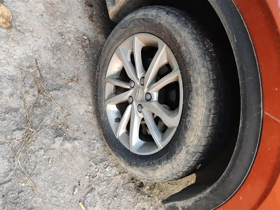 GEELY AUTOMOBILE BINYUE