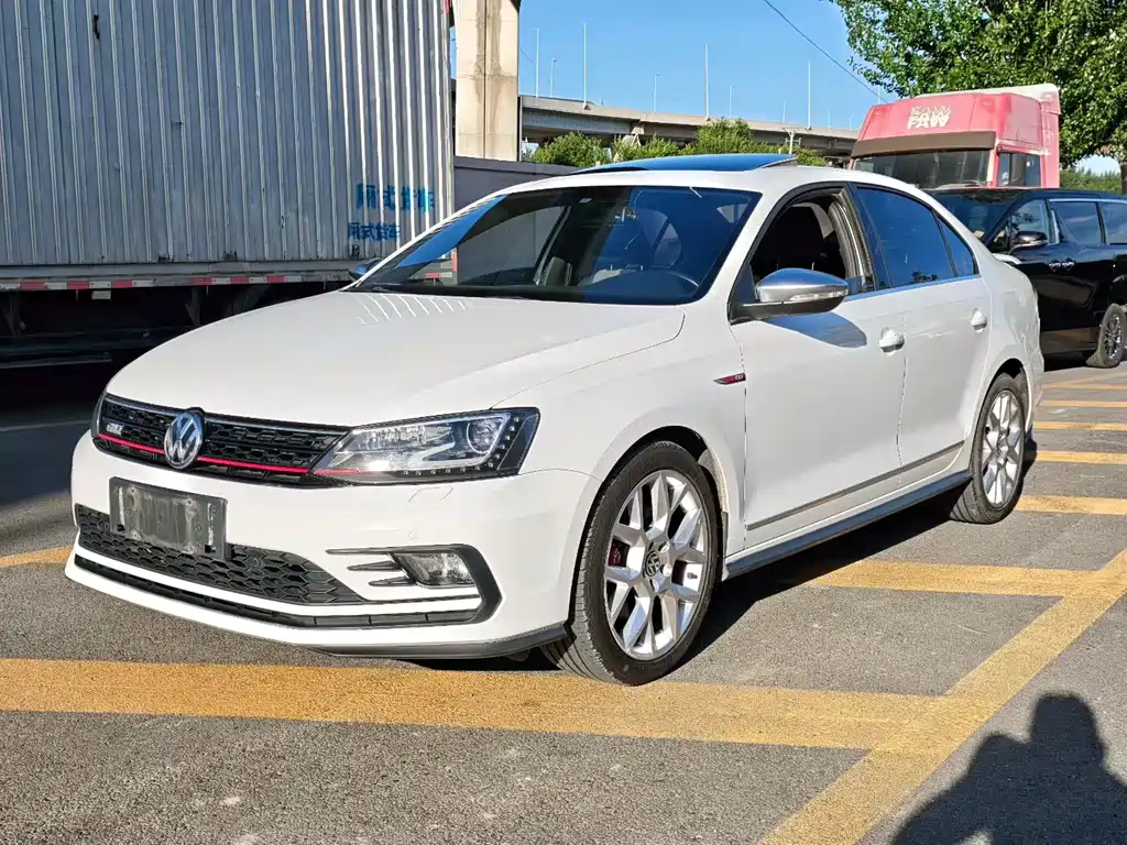 Volkswagen Sagitar — миниатюра 3