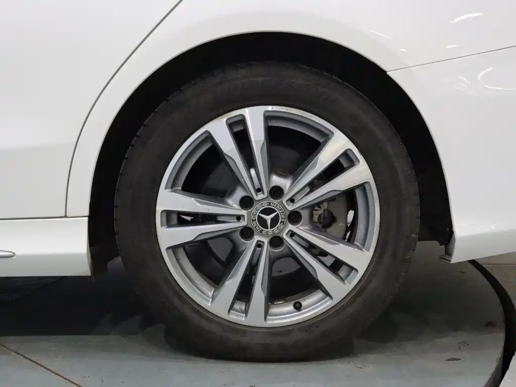 Mercedes-Benz C-Class — миниатюра 21