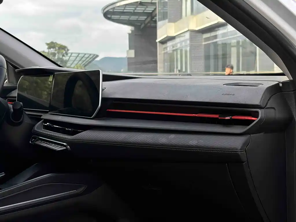 Geely Binrui — миниатюра 14