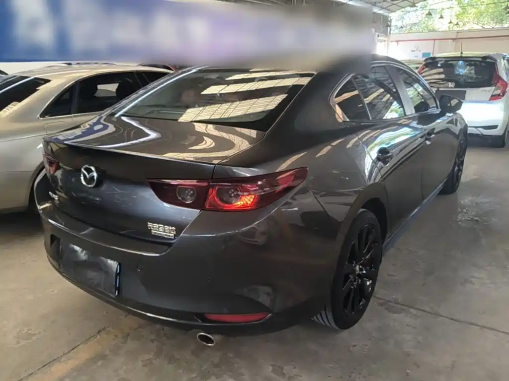 Mazda 3 Axela — миниатюра 7