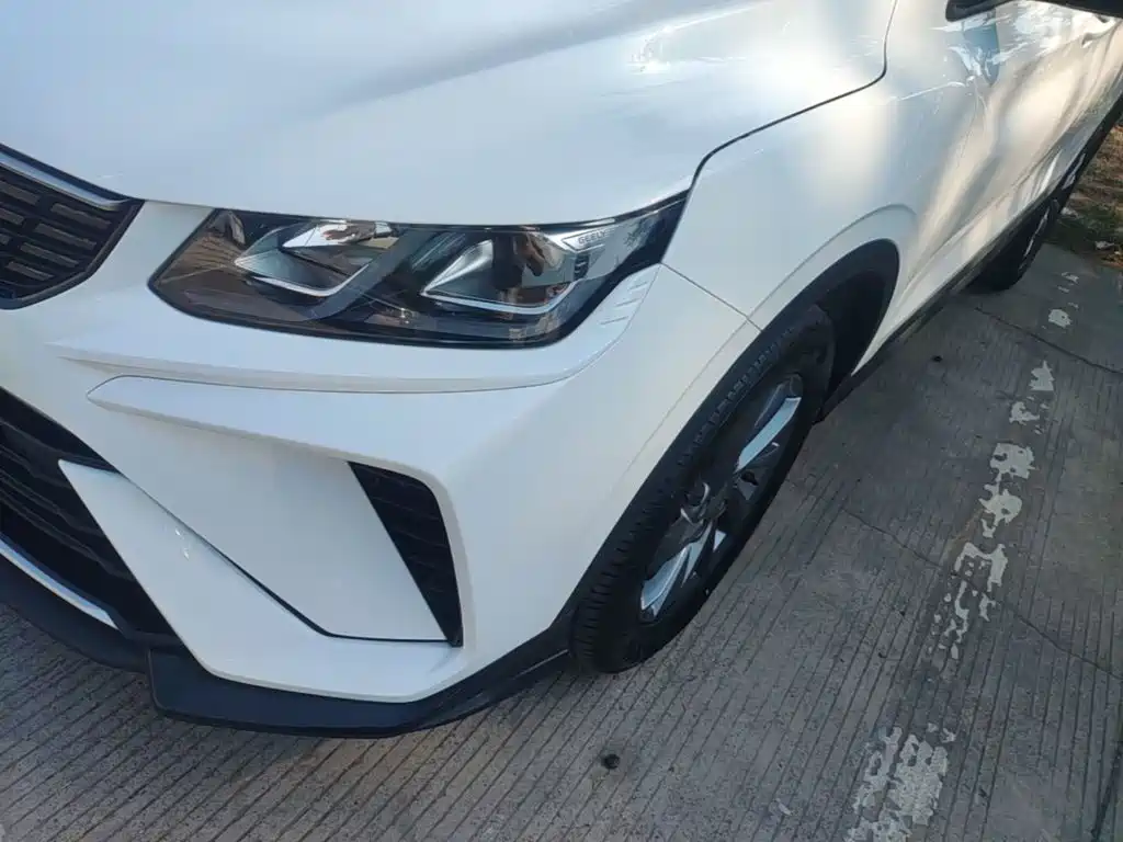 Geely Binyue — миниатюра 24