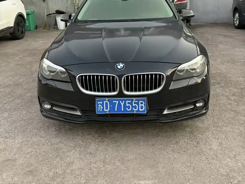 BMW 5 Series — миниатюра 2