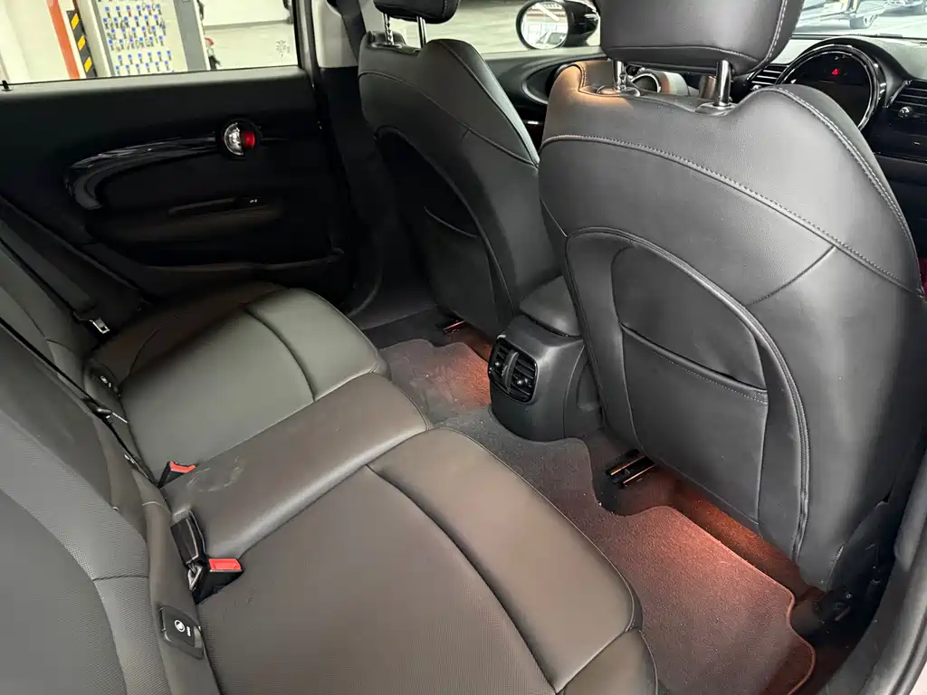 MINI Mini Clubman — миниатюра 11
