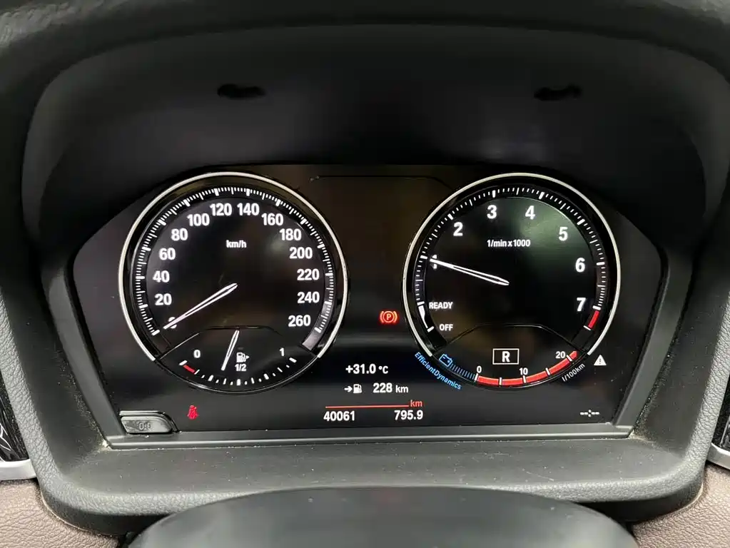 BMW X1 — миниатюра 14