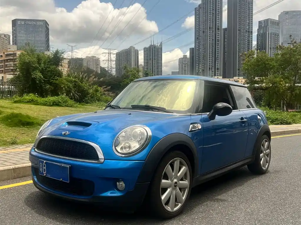 Mini Mini 2009
