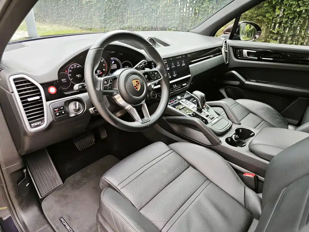 Porsche Cayenne Hybrid — миниатюра 15
