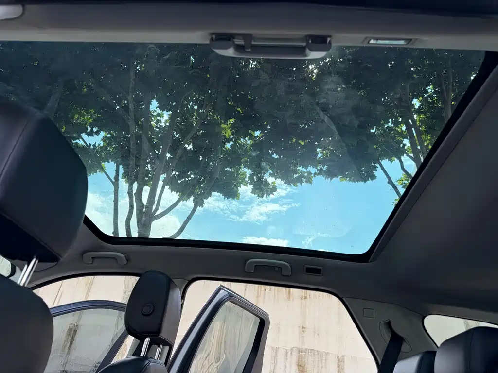 Land Rover Discovery Sport — миниатюра 21
