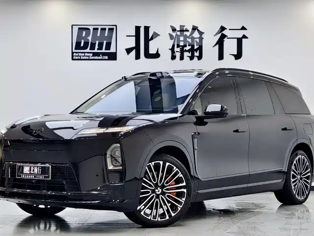 2026 Nio ES8