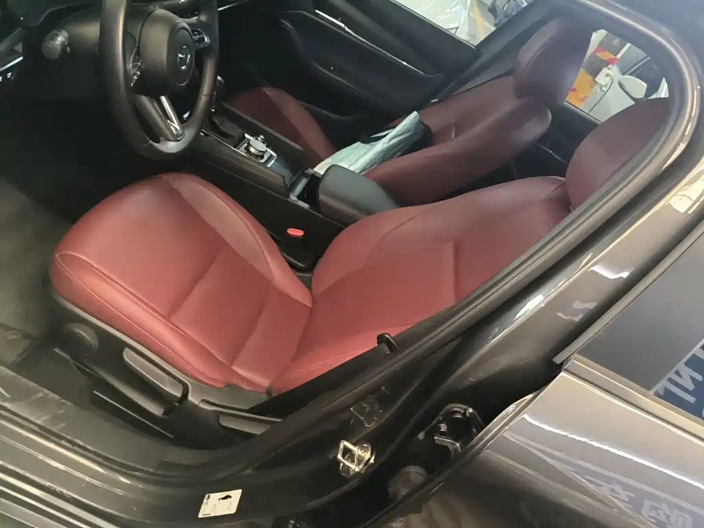Mazda 3 Axela — миниатюра 15