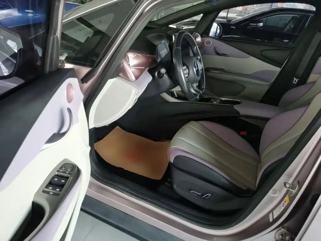 BYD Dolphin — миниатюра 15