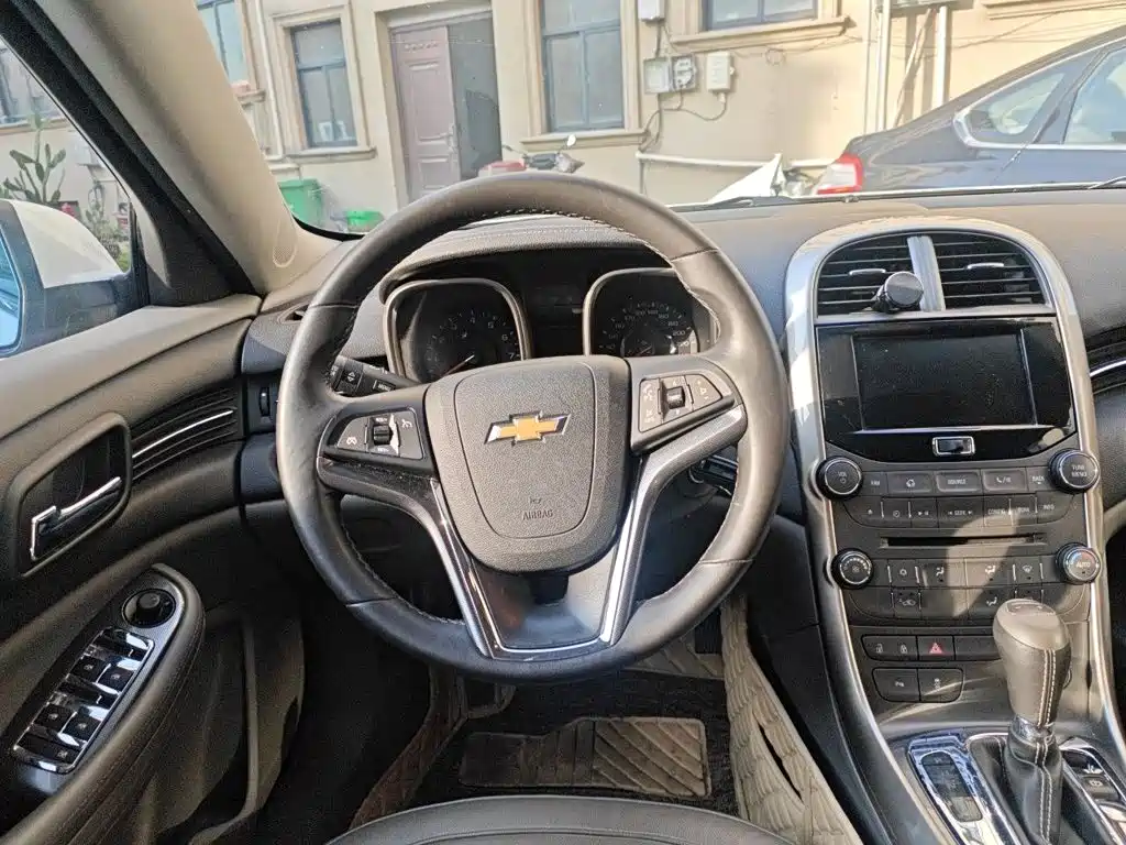 Chevrolet Malibu — миниатюра 11