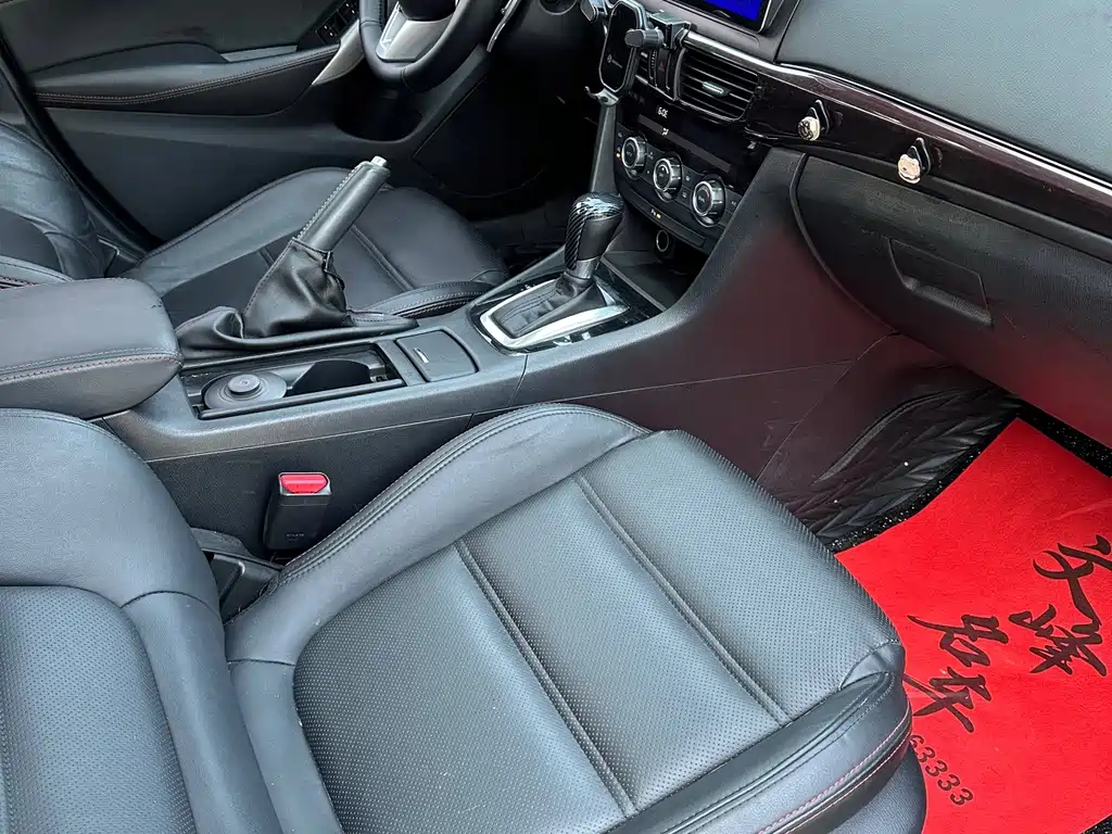 Mazda Atenza — миниатюра 5