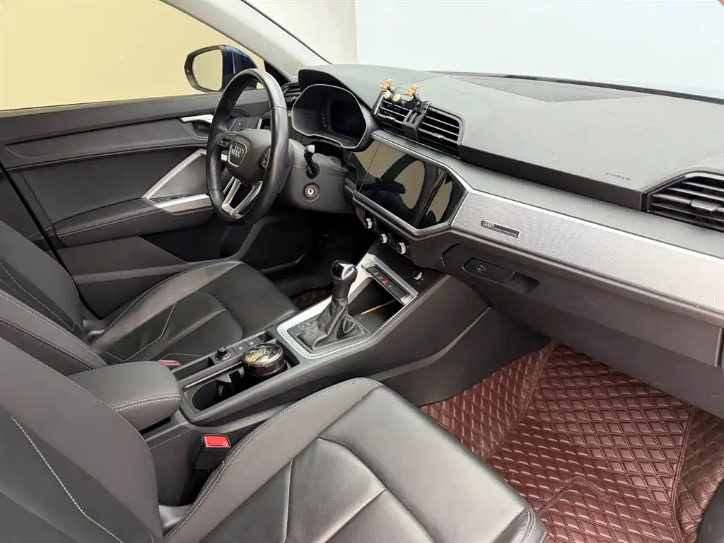 Audi Q3 — миниатюра 12