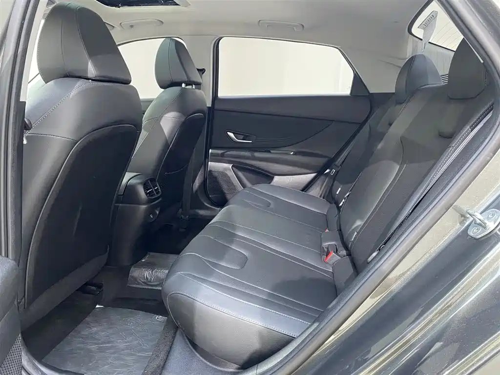 Hyundai Elantra id 4514214 из Китая 15