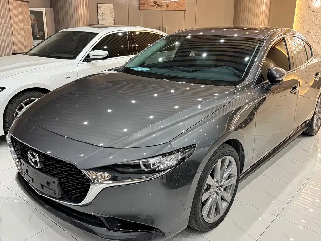 Купить Mazda 3 Axela