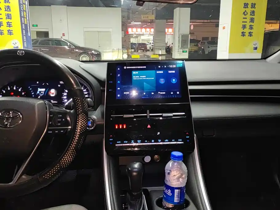 Toyota Avalon — миниатюра 13