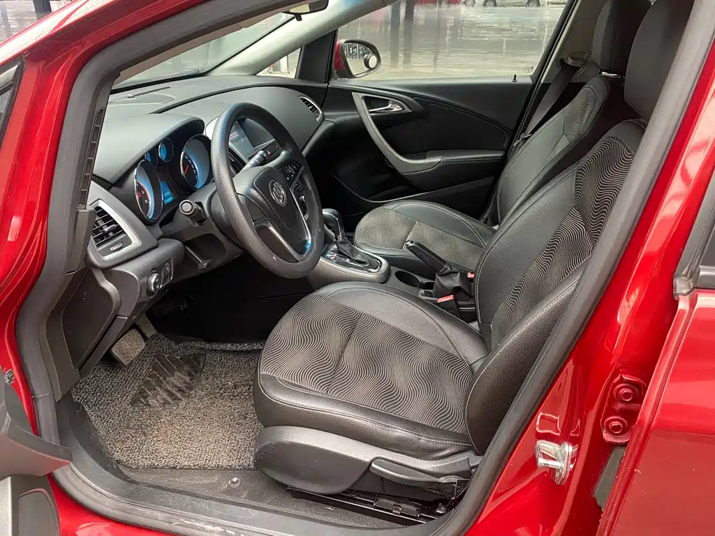 Buick Excelle — миниатюра 15
