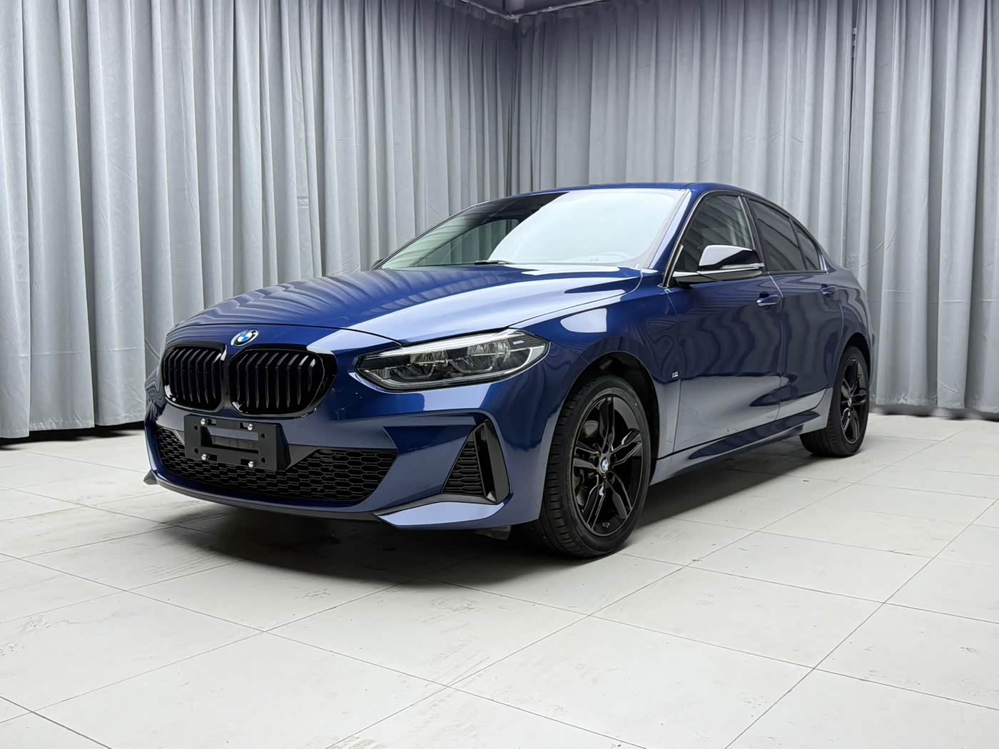 BMW 1 Series 1.5 л 2023 г. Голубой, пробег 44000 км