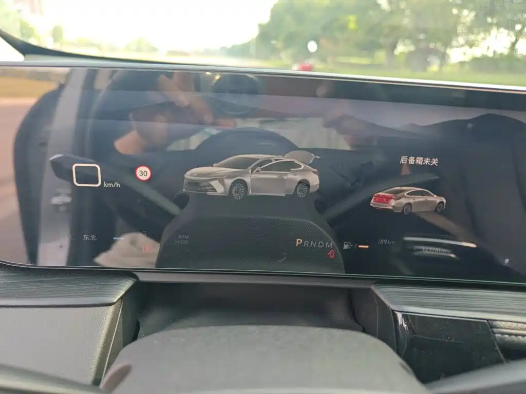 Buick LaCrosse — миниатюра 12