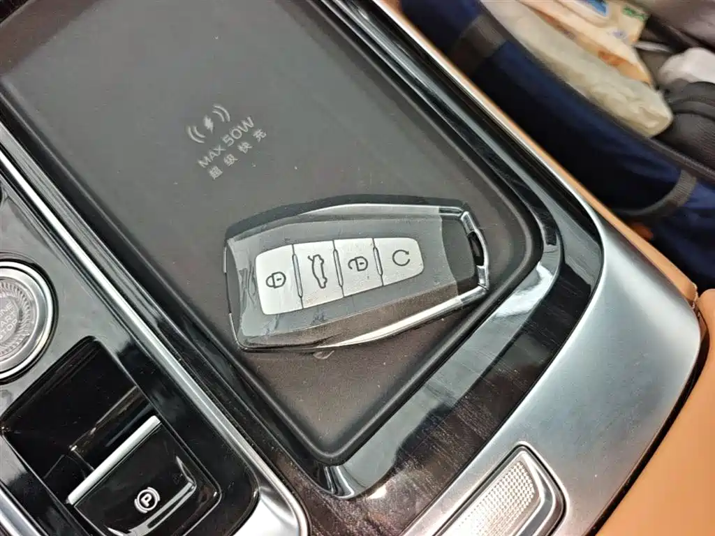 Geely Boyue L L 2025 1.5TD DCT