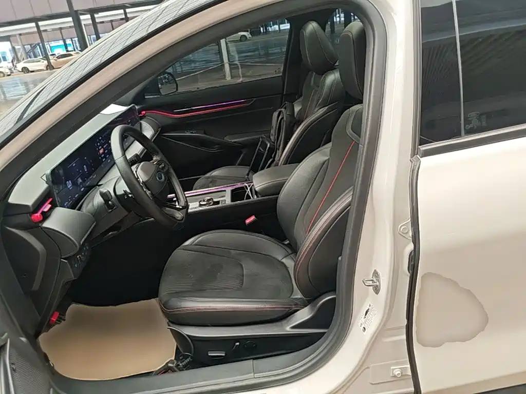 Ford Evos — миниатюра 15