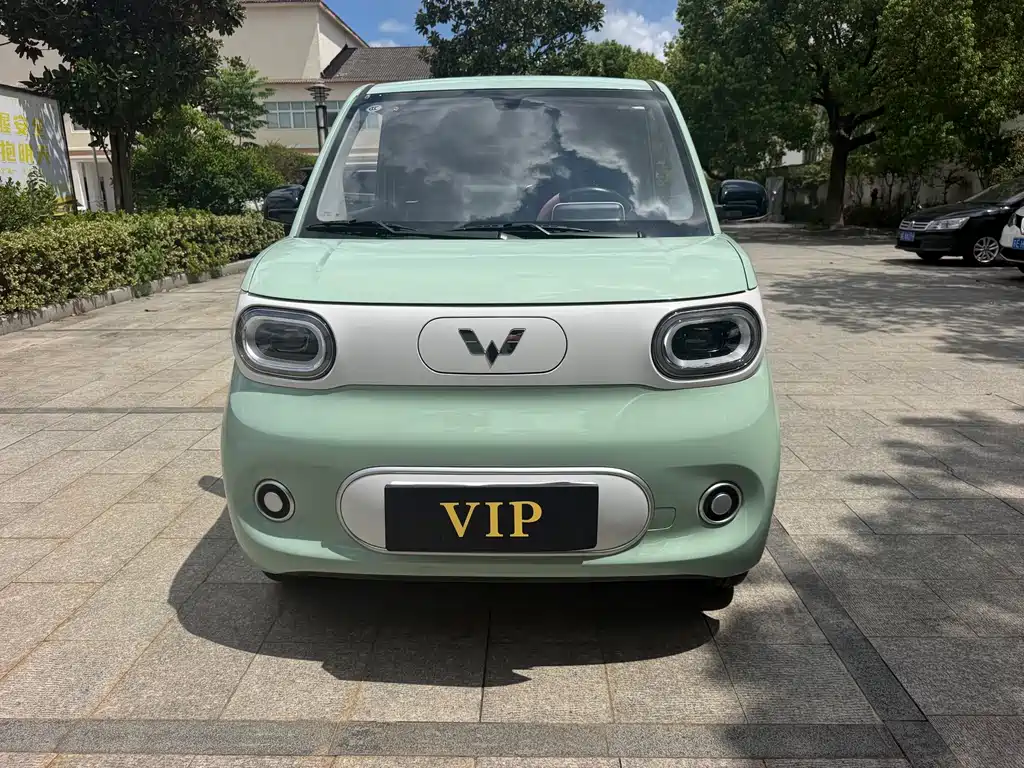 Wuling MINIEV — миниатюра 6