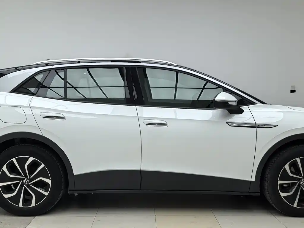 VOLKSWAGEN ID.4 X