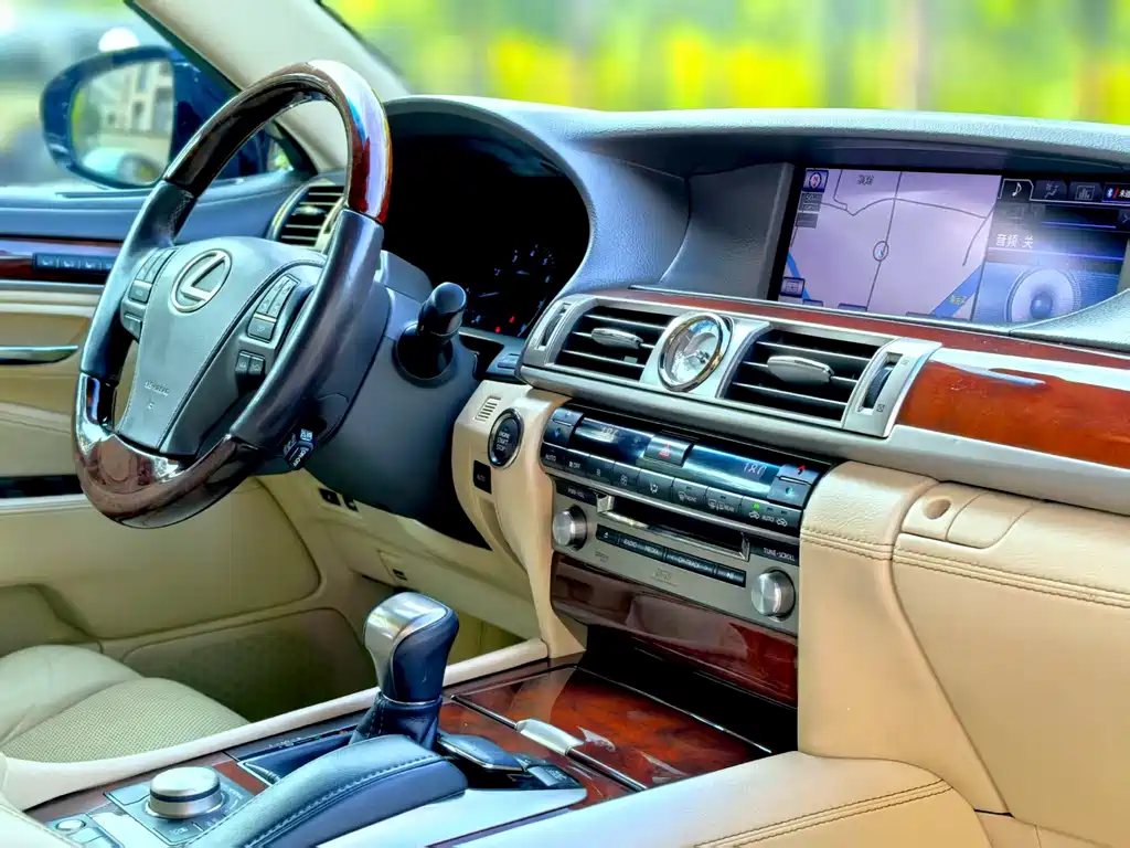Lexus LS — фотографии объявления, Фото 15