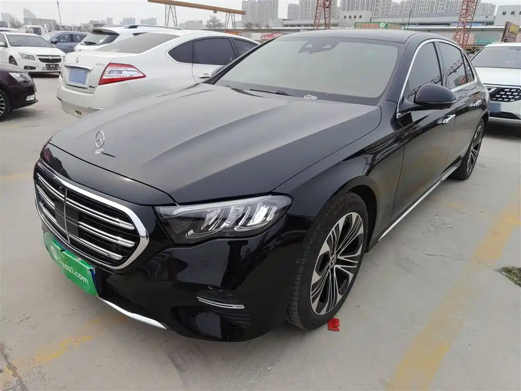 Mercedes-Benz E-Class 2025