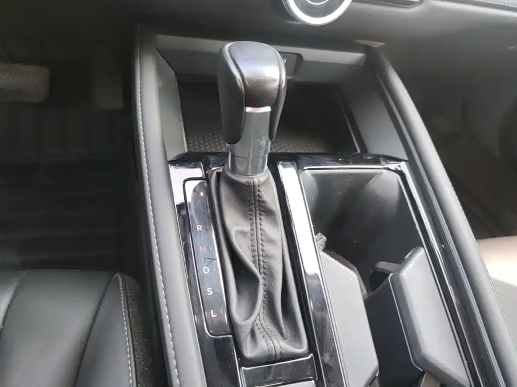 Honda Accord — миниатюра 14